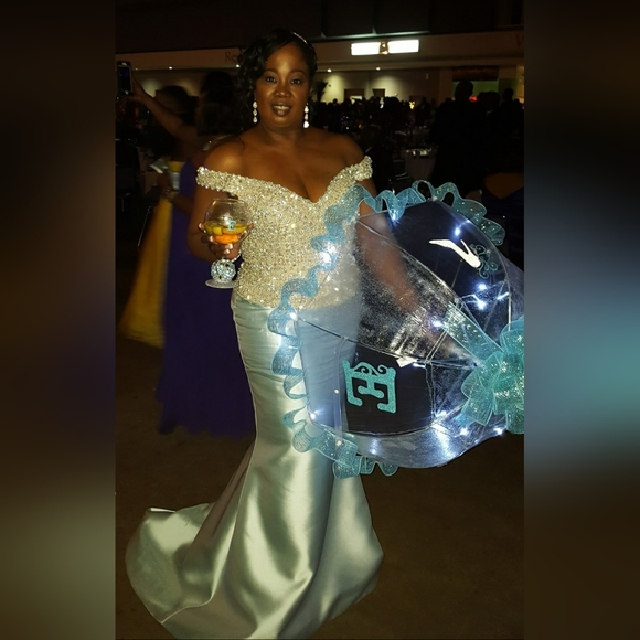 Sky Blue Trumpet Gown w/Train - Picture 2 of 4